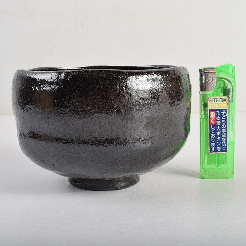 茶道具　楽吉左衛門　黒楽茶碗　時代箱付　V　R9355