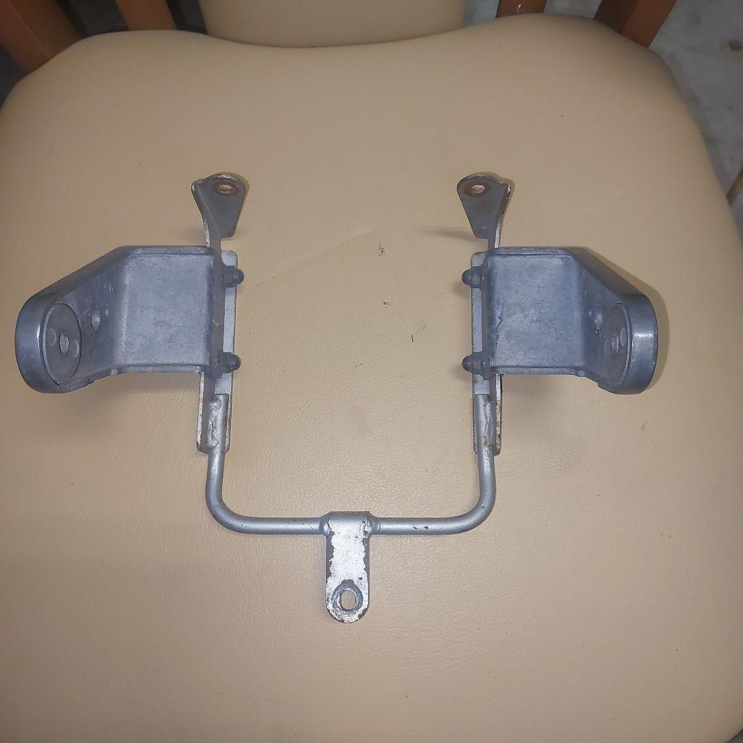 ゼファー400純正ヘッドライトステー美品