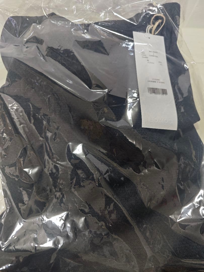 COMOLI ブラック ウールメッシュノースリーブタンクトップ