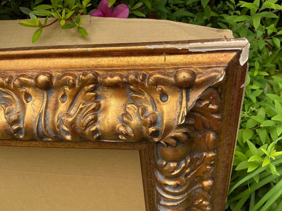 【新品訳あり】装飾的金色油彩額縁