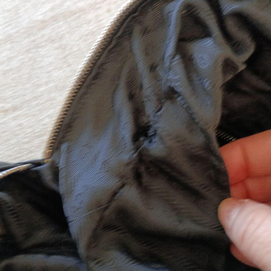 PRADA ブラックレザー バッグ