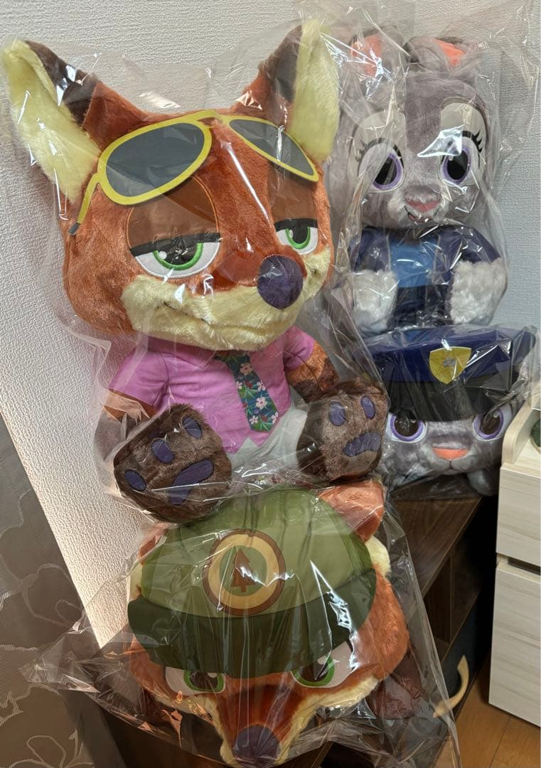 ズートピア2 スーパーラージぬいぐるみ　ニック・ジュディ　2種