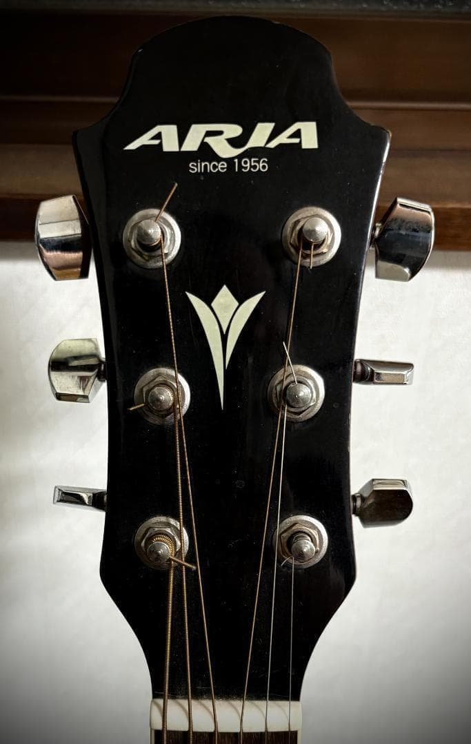 Y【中古品】ARIA AMB-35(RS) 電池不要のエレアコ アリア