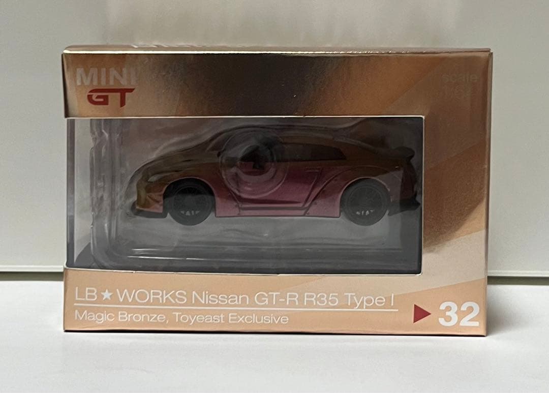 MINI GT GTR R35 LBWK ブロンズカラー　ダックテール