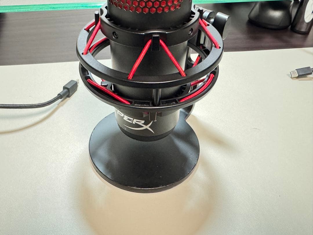HYPERX QUADCAST コンデンサーマイク 赤黒USB接続　ゲーミング
