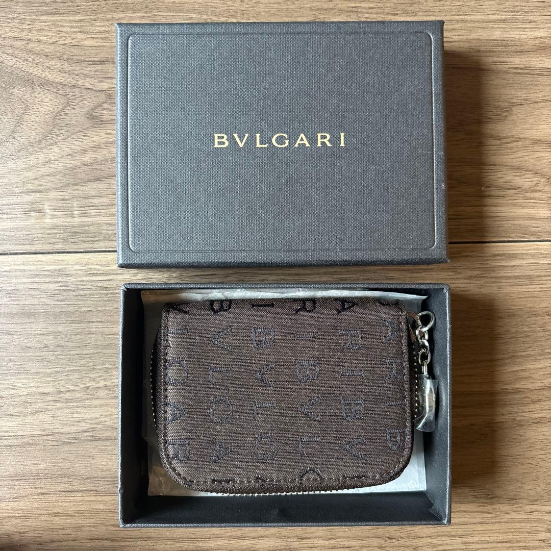 BVLGARI ロゴ　キーケース