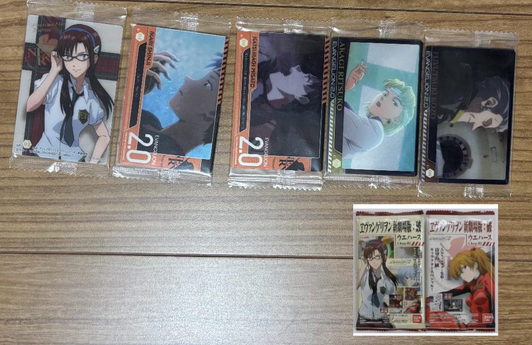 【未開封まとめ売り希少】新世紀エヴァンゲリオン ウエハースまとめ売り　約200枚