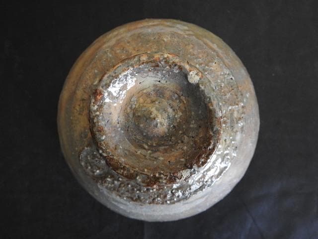 三輪敏之造　萩茶碗　共箱　MA493