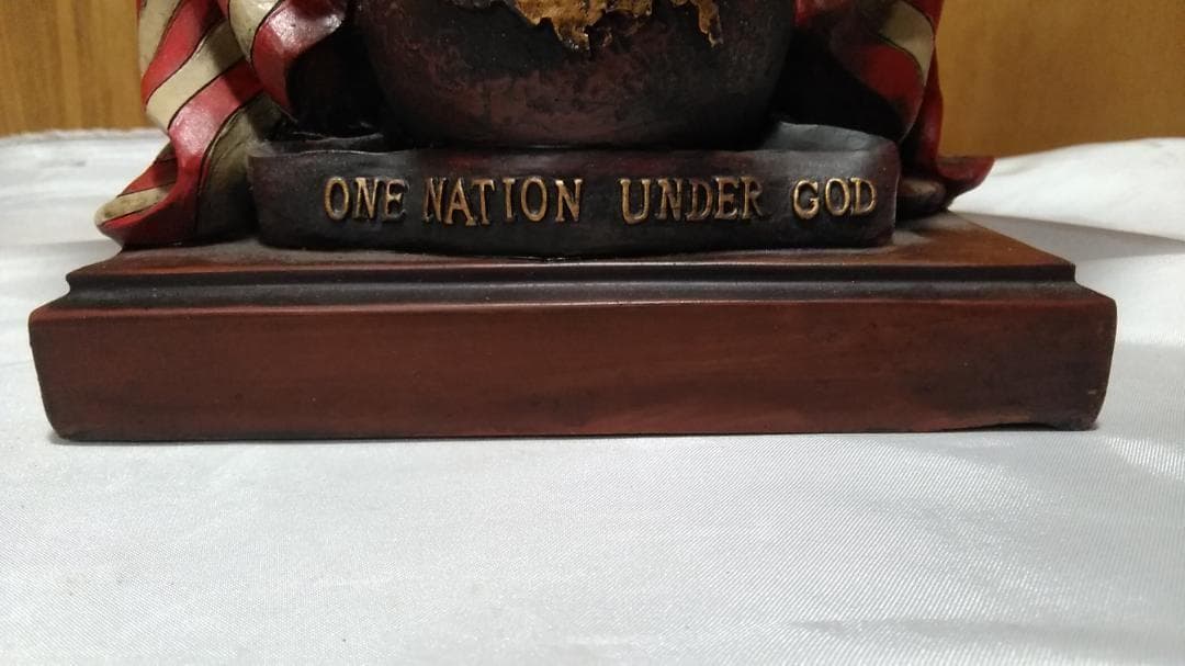 レア　入手困難　置物　USA 　ハゲワシ　A49