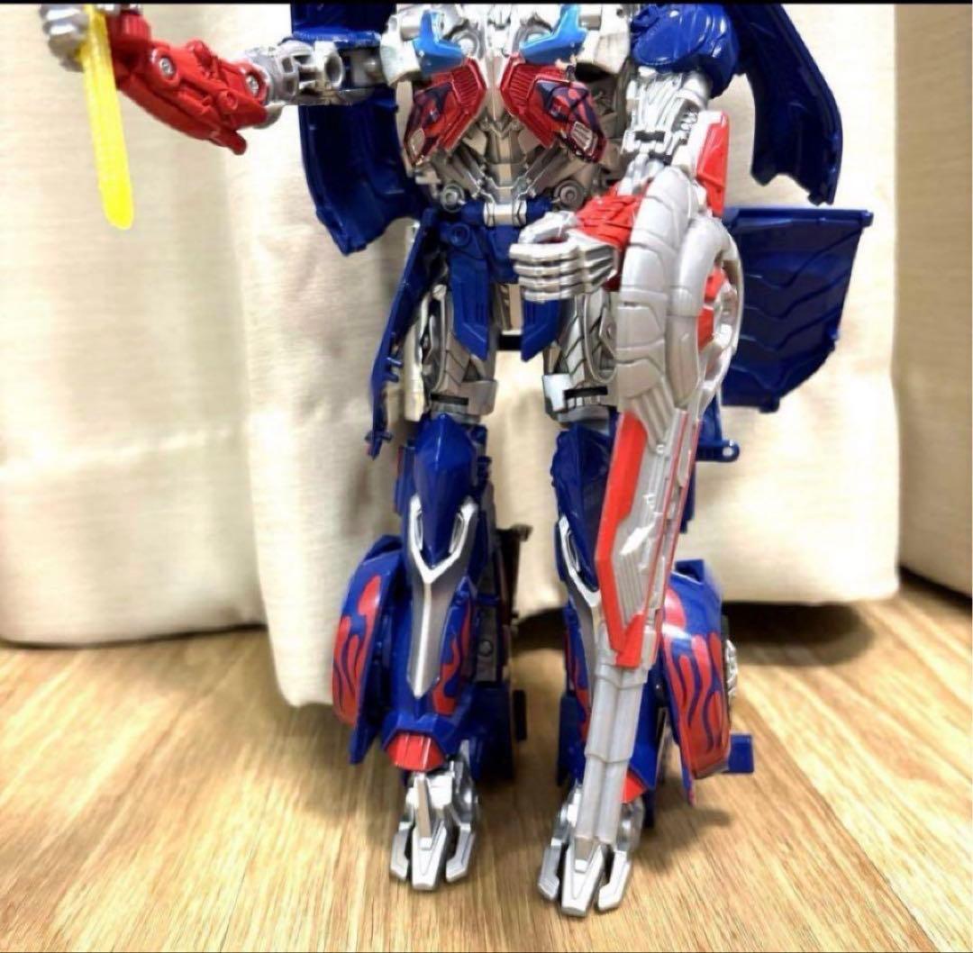 【 美品⠀】 トランスフォーマー オプティマスプライム フィギュア 変身 箱付き