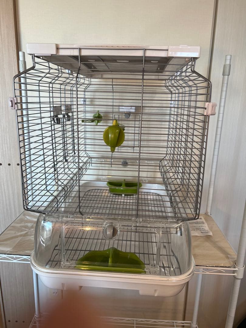 鳥かご 鳥籠　透明アクリル　Hagen