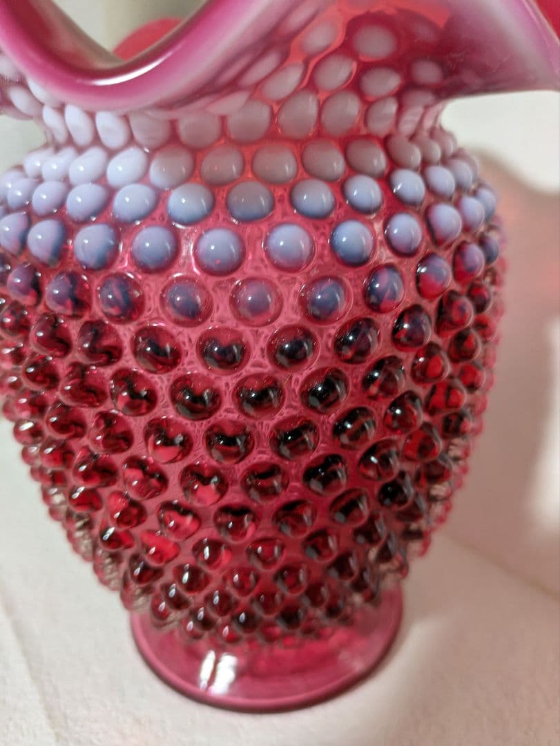 フェントン　クランベリーオパルセント　ホブネイル　フリルエッジ　刻印アリ