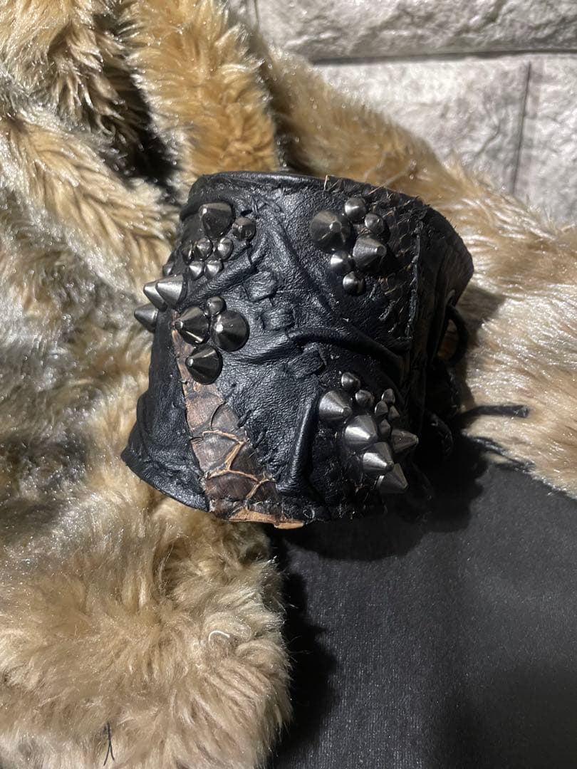 ilyN DPS_005 レザーバングル　kmrii gunda