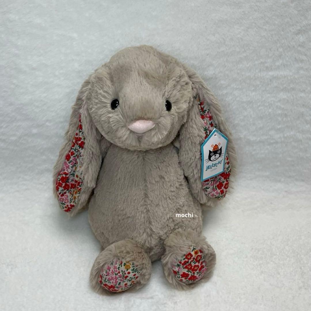  Medium Blossom Beige Bunnyうさぎ新品