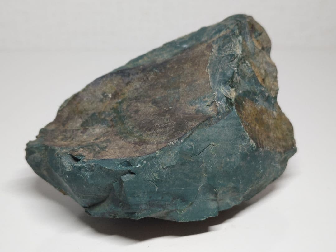 出雲石 835g 瑪瑙 ジャスパー 原石 鑑賞石 自然石 誕生石 鉱物 水石