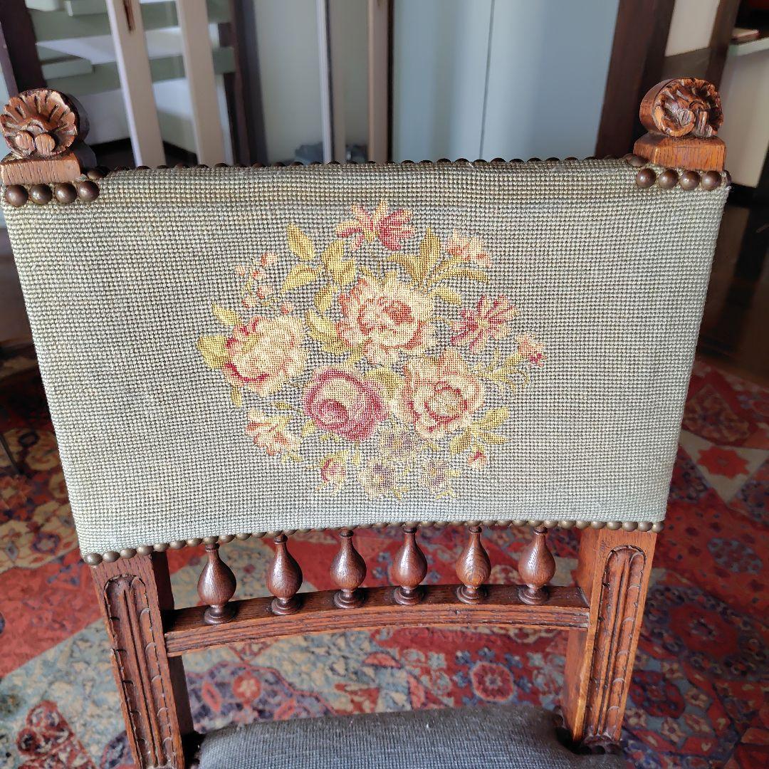 ベルギー　アンティーク　ナポレオン　チェア　プチポワンの椅子