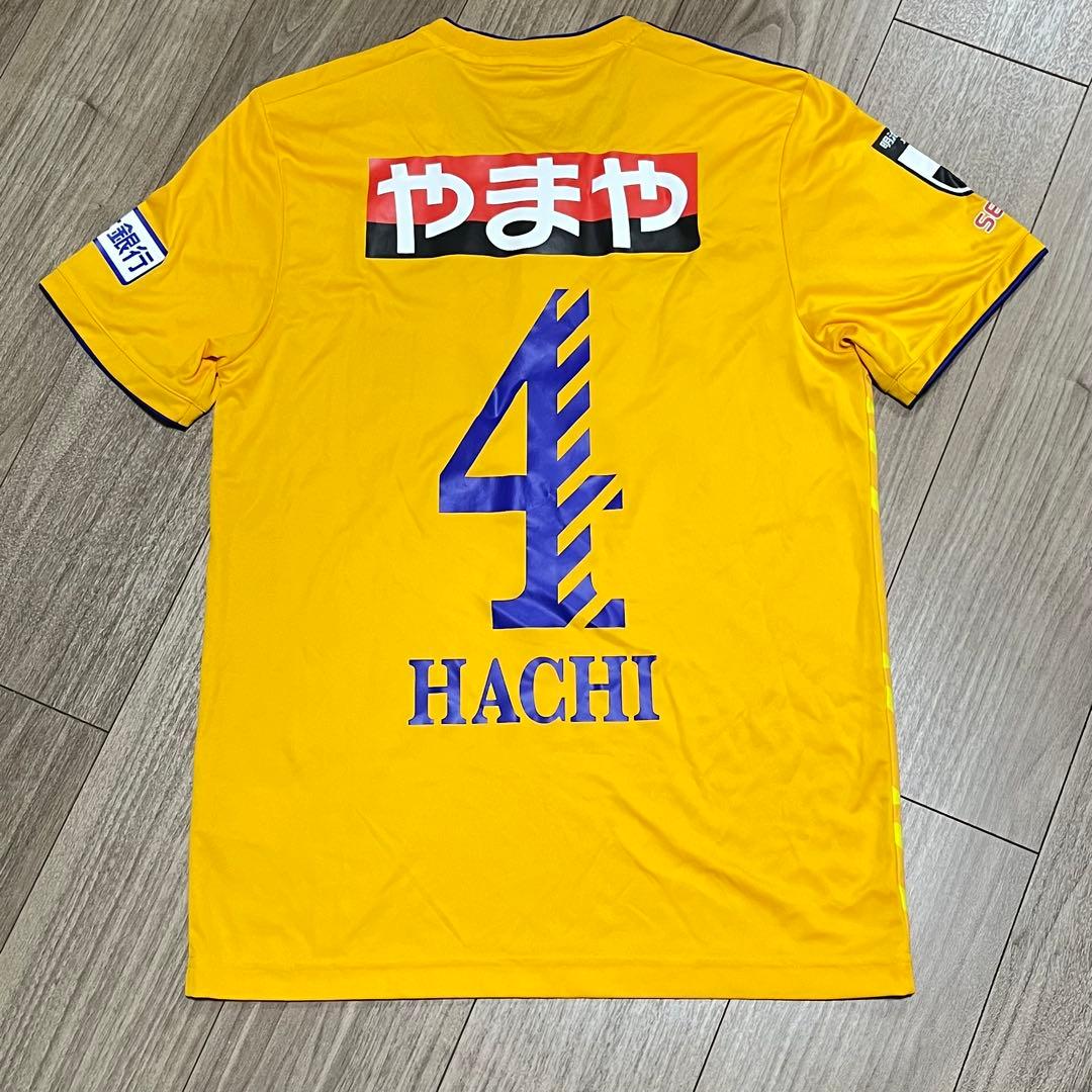 ベガルタ仙台　ユニフォーム　背番号4 HACHI