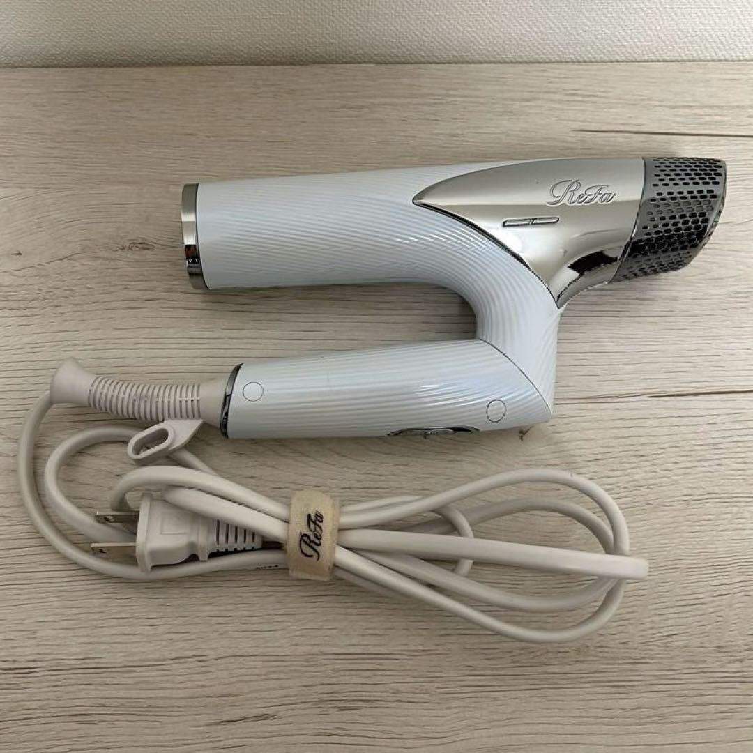 リファ BEAUTECH DRYER SMART ホワイト　RE-AN-02A