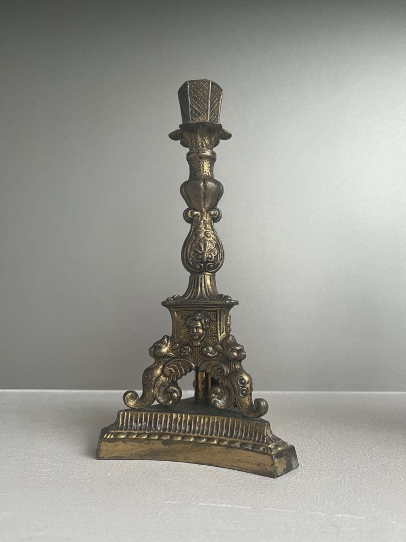 イタリア　キャンドルホルダー　蝋燭立て　電気ランプ台　真鍮