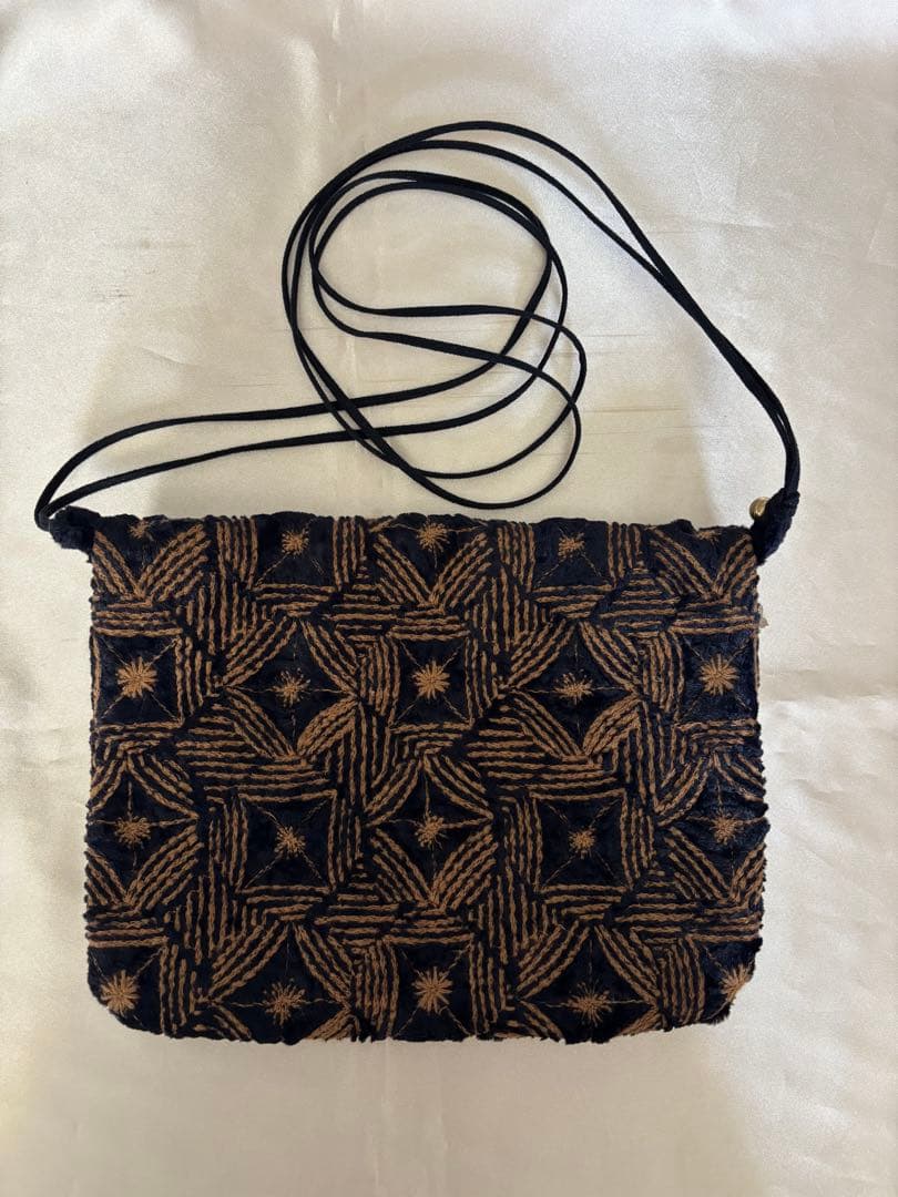 ミナペルホネン　フィナンシェ　バッグ