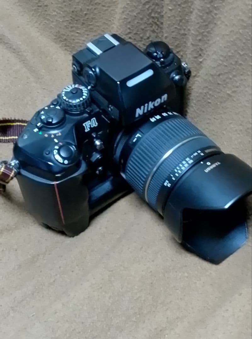 Nikon F4 一眼レフカメラ 28-200mmレンズ