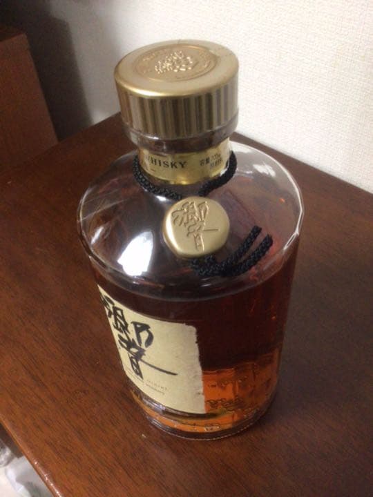 サントリー 響 700ml ゴールドラベル　古酒　ウイスキー