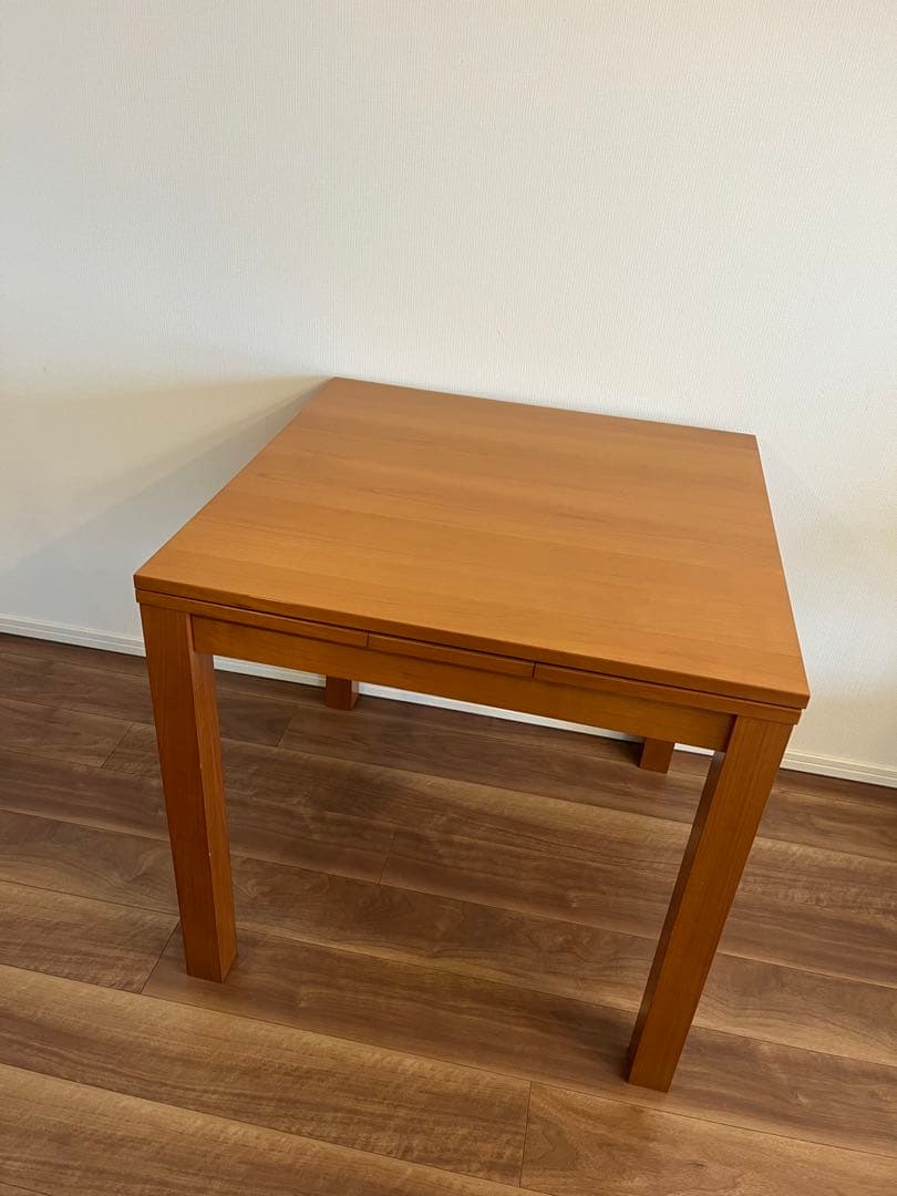 unico ダイニングテーブル　VIVO