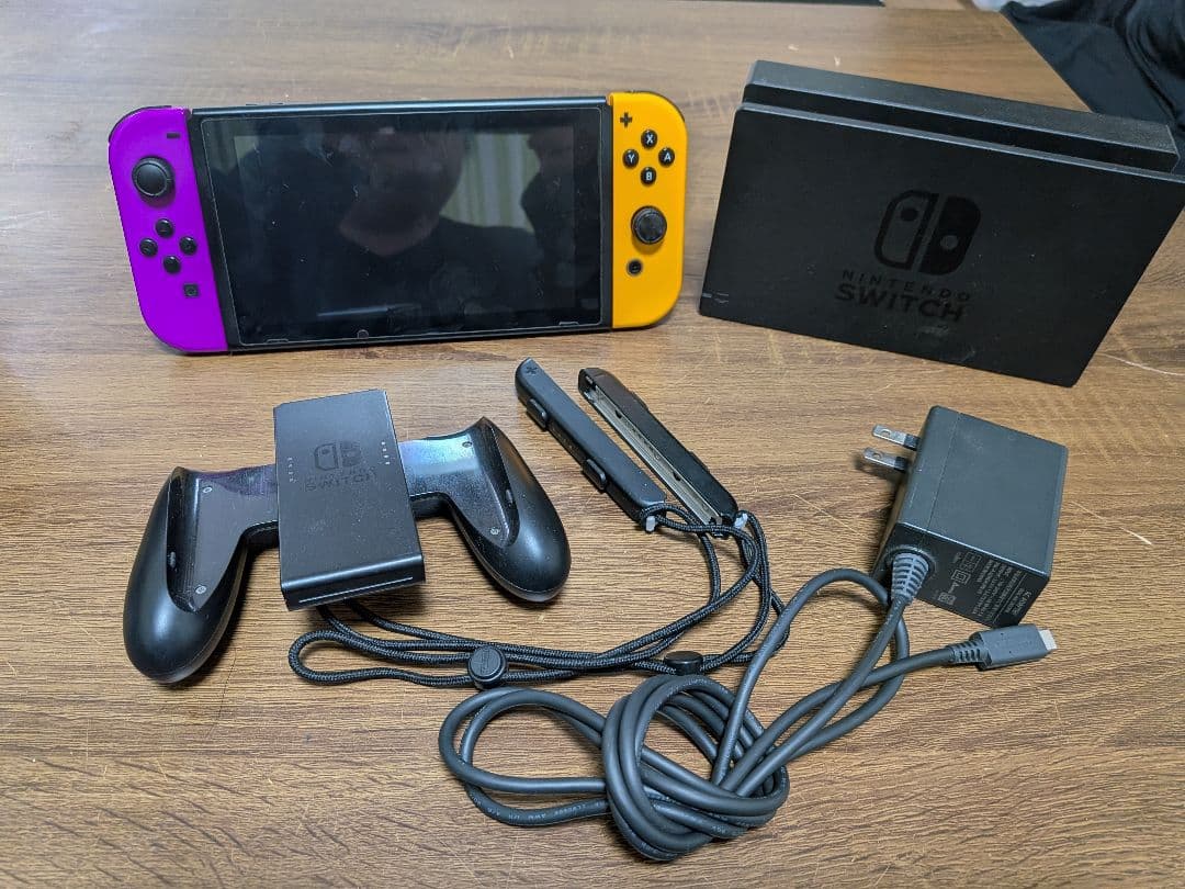 Nintendo Switch 本体 紫/オレンジ Joy-Con付き