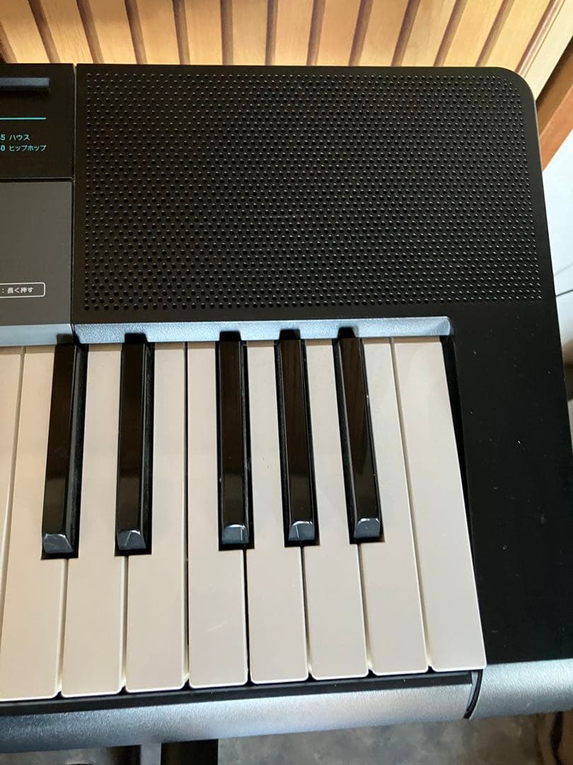 セール！電子ピアノ　カシオ　CTK2550 椅子　スタンドセット　楽譜置きつき