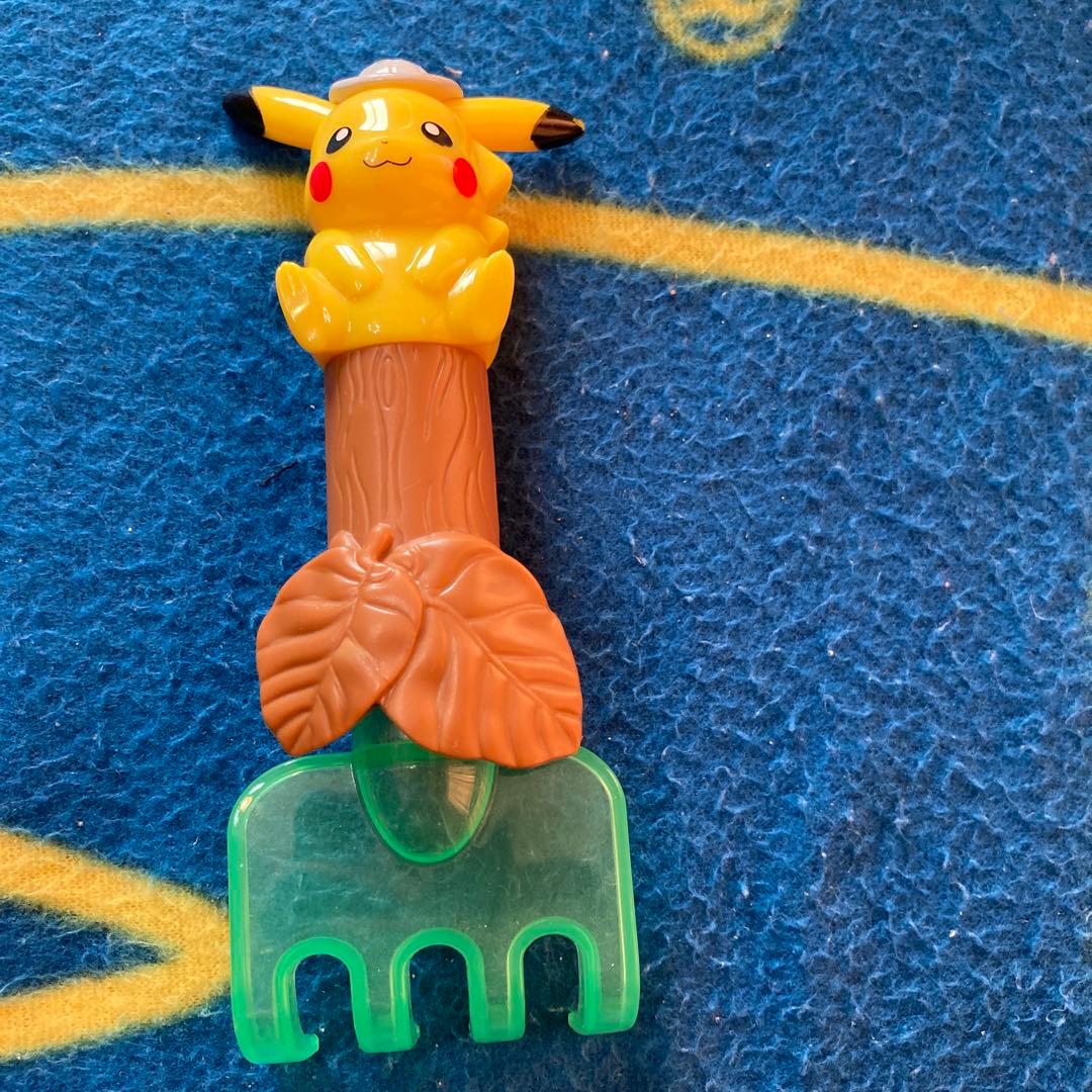 マクドナルド　ピカチュウ　砂遊び　ガーデニング　土いじり　可愛い　おもちゃ実用品