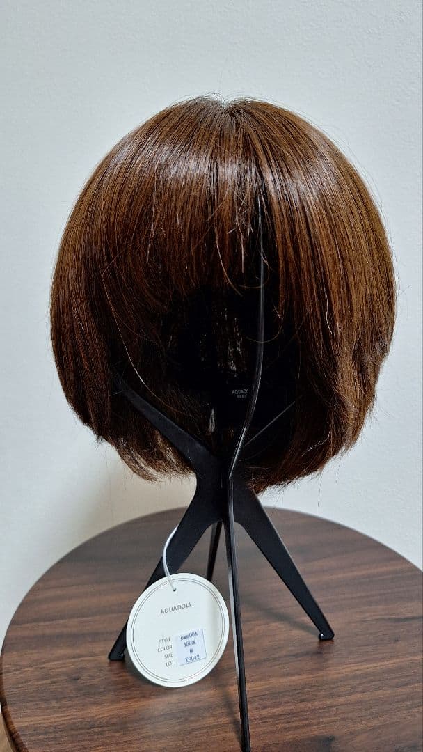 【新品 未使用】AQUADOLL ミディアムショートウィッグ
