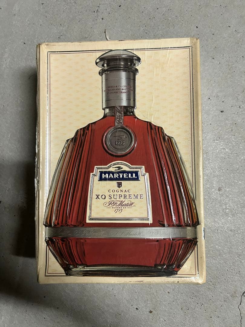 MARTELL XO SUPREME コニャック 700ml