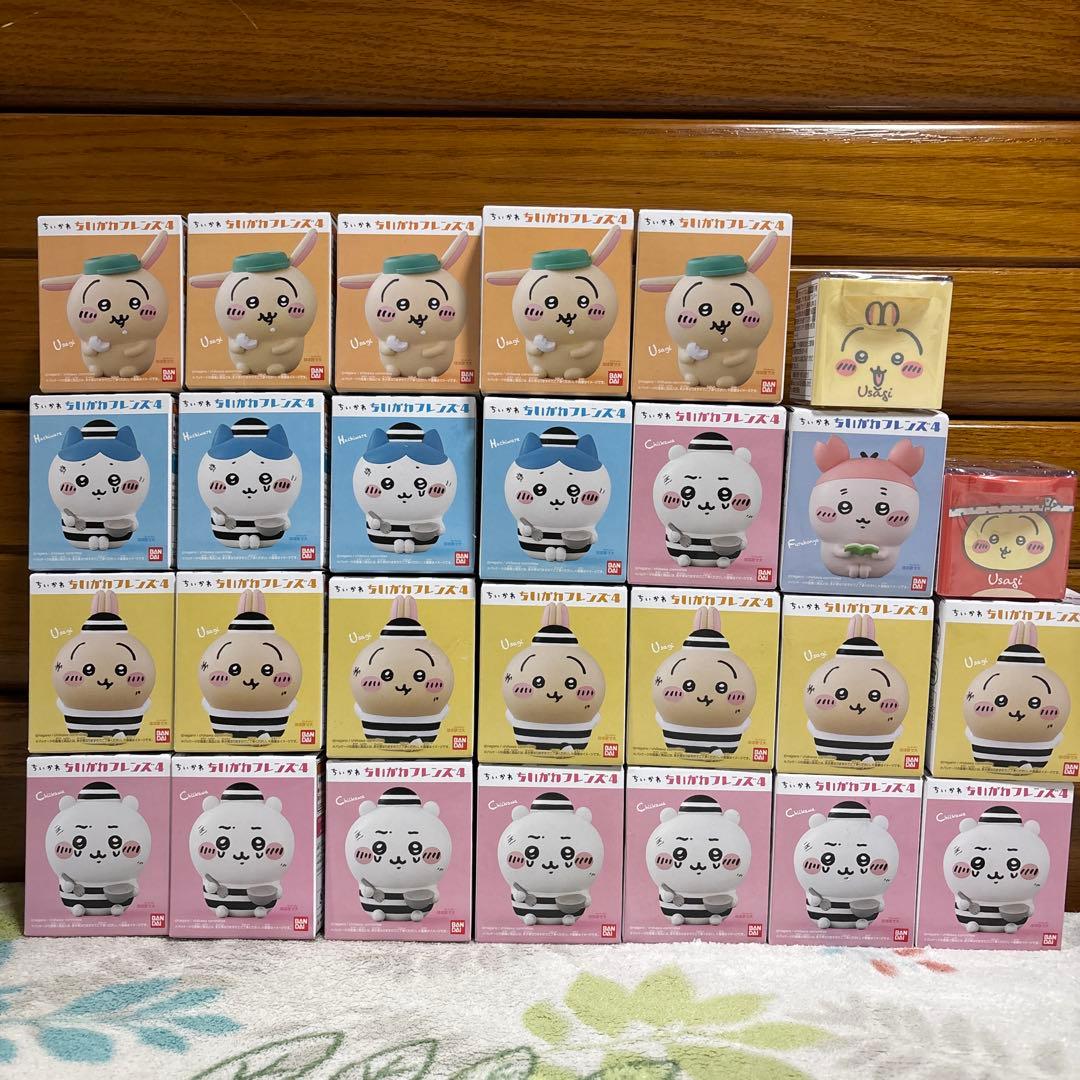 ちいかわ　ふレンズ4 つかまっちゃった　うさぎ　合計25個 キューケース2個