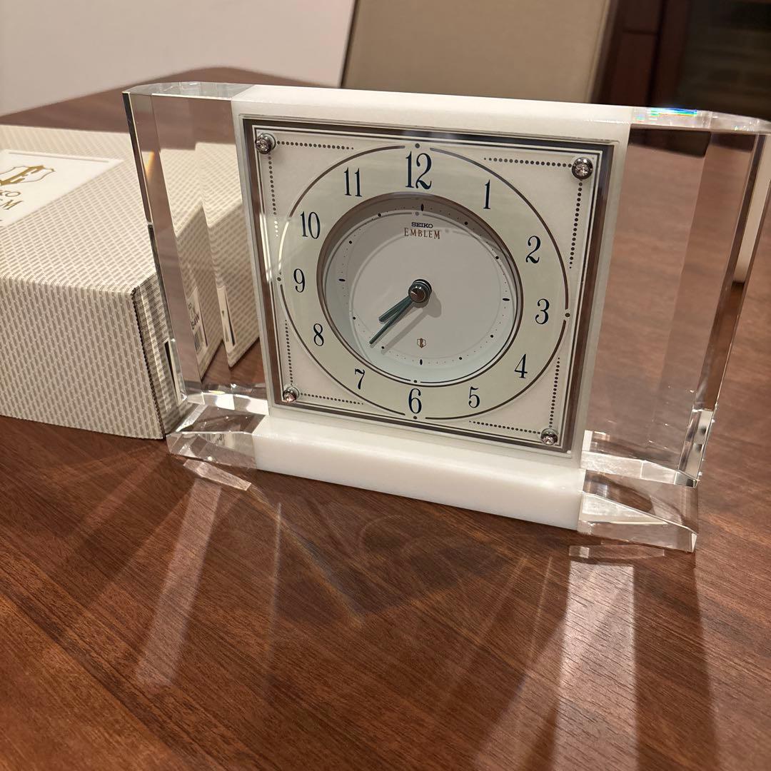 美品　セイコーエンブレム 置き時計 [HW564W]