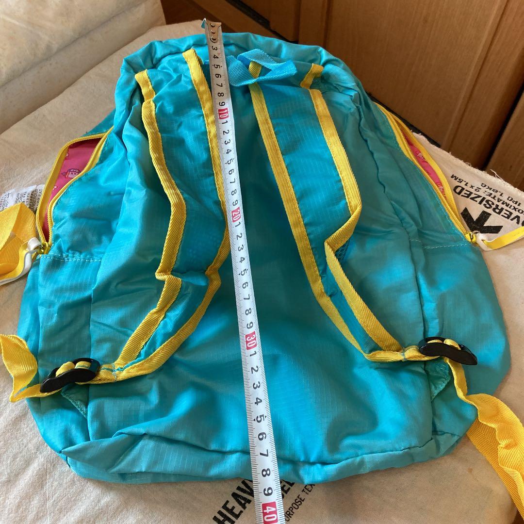 カービー　折り畳みリュック　新品未使用　水色　お出かけ　旅行　イベント　40cm