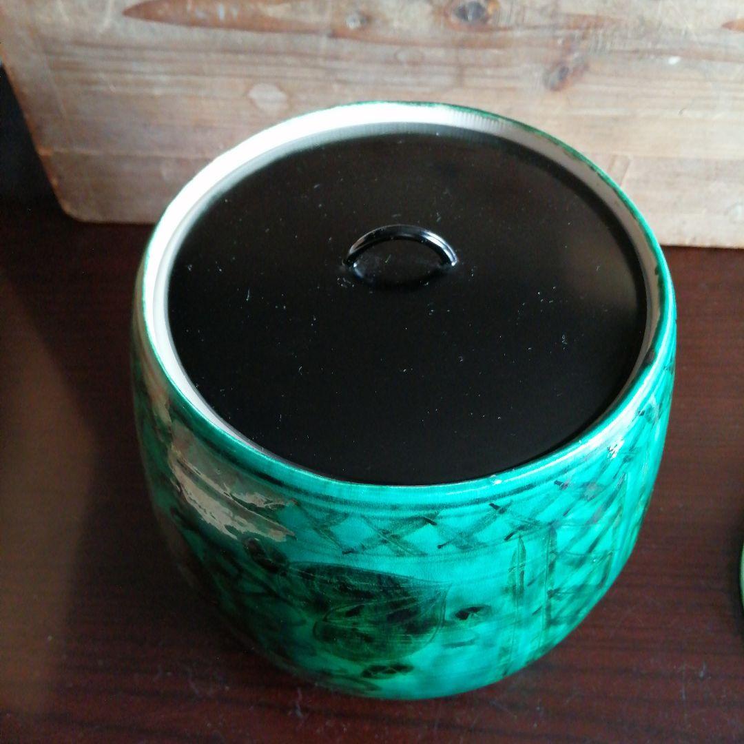 瀬戸焼　加藤偉三　土耳古青釉山帰末文水指　20cm