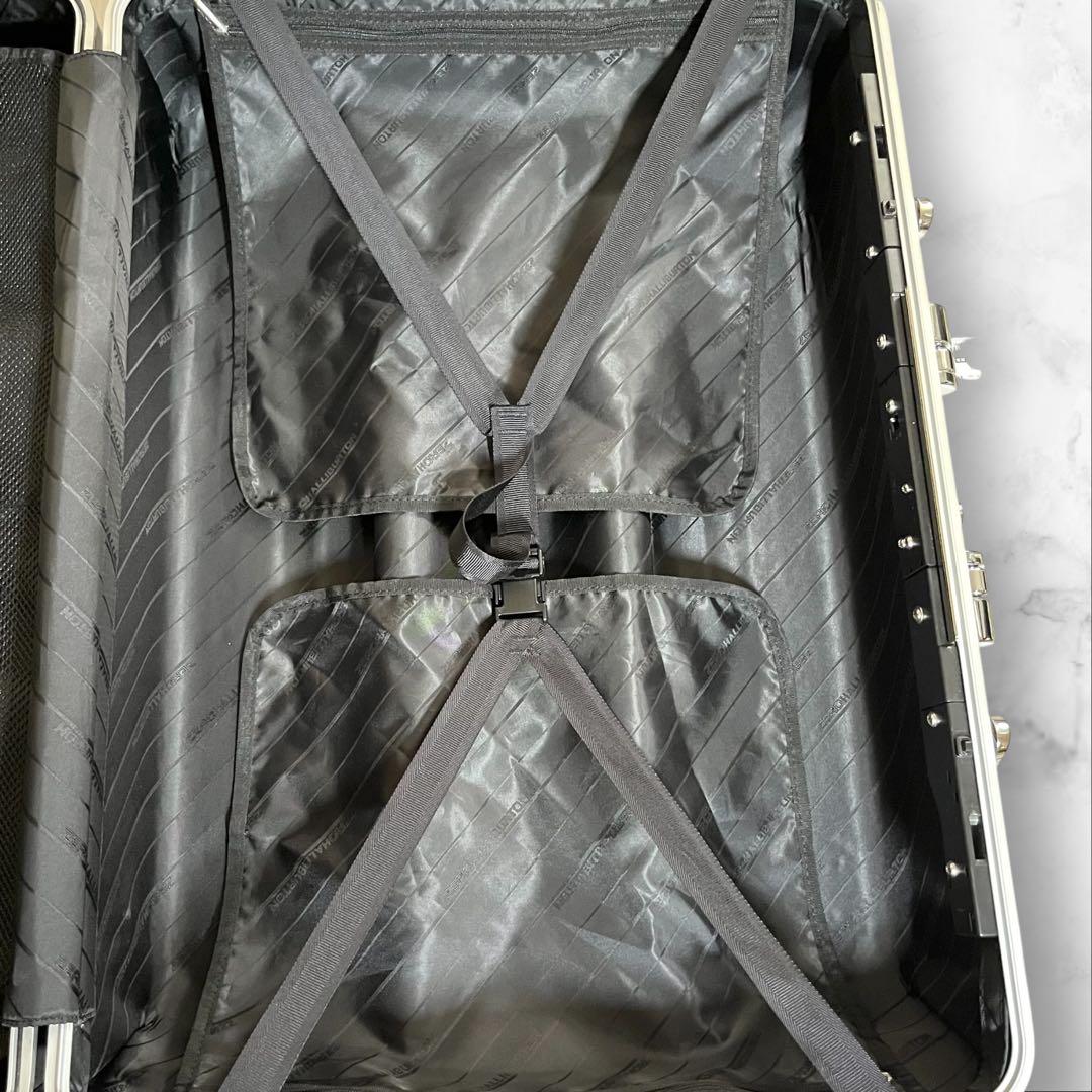 ZERO Halliburton キャリーケース　TSAロック　大容量