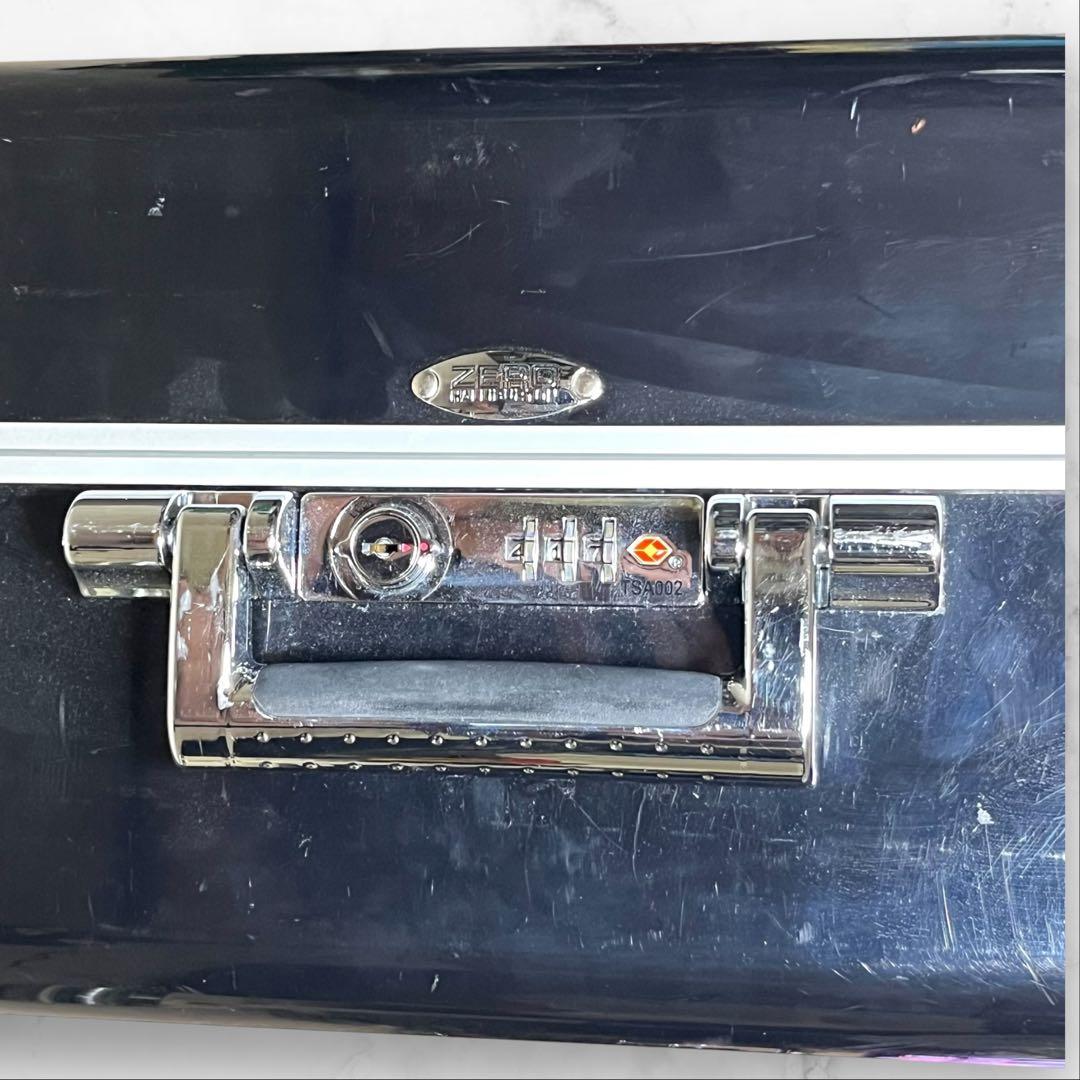 ZERO Halliburton キャリーケース　TSAロック　大容量