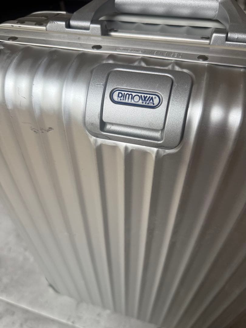 RIMOWA／リモワ（トパーズ）2輪　35L シルバー