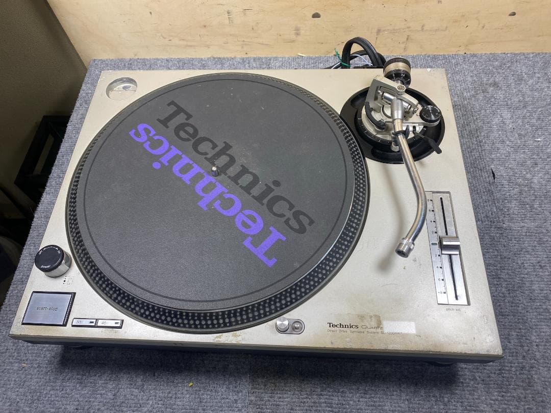 technics SL-1200mk2 ターンテーブル