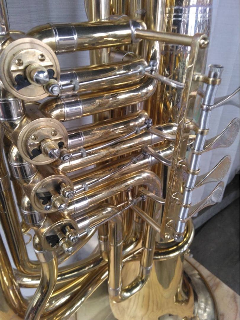 チューバ　管楽器（大）J Michael