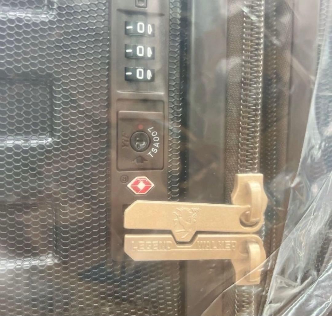 8AD023 【未使用品】LEGEND WALKER スーツケース 5〜7泊向け