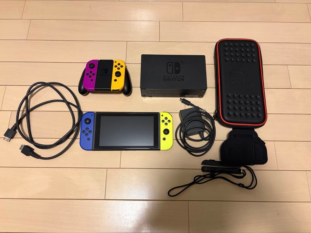 Nintendo Switch 本体　追加Joy-Con 持ち運びケース付き