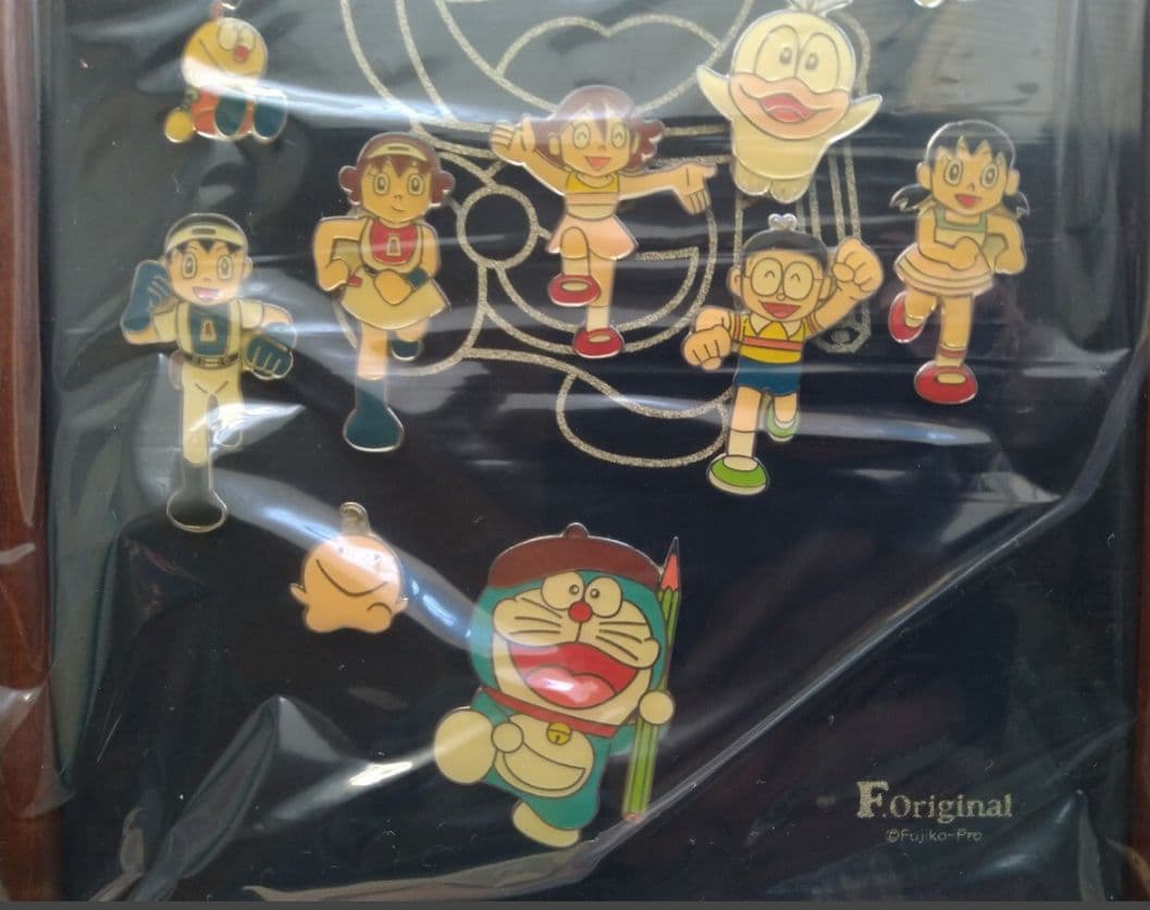 藤子・F・不二雄　額付ピンズ　ピンバッジ　F.original　キャラ集合