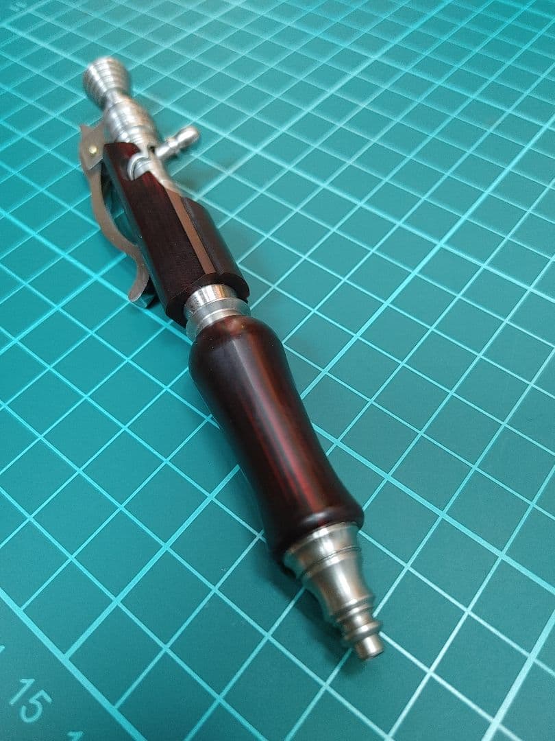 ボルトアクションボールペン★クポール・バンブリバース★