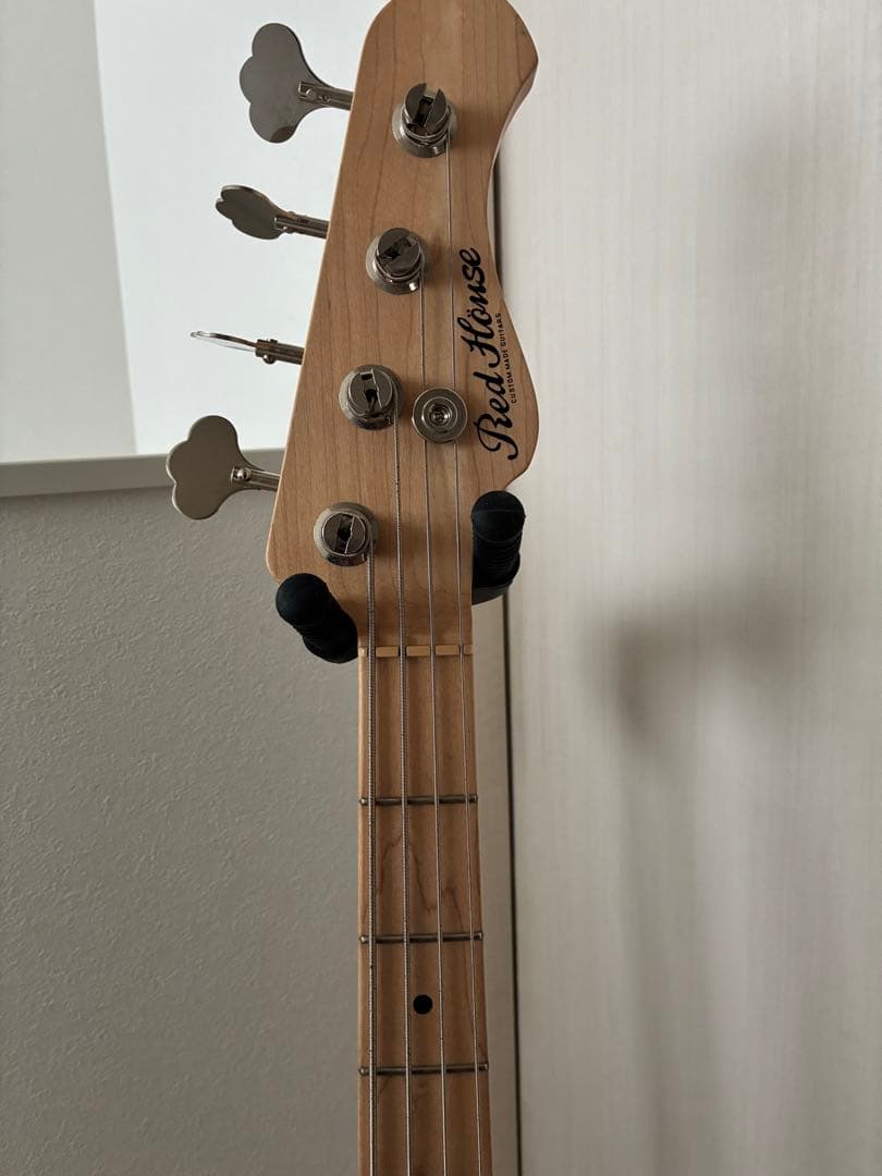 Red House Seeker J/4 アクティブジャズベースタイプ