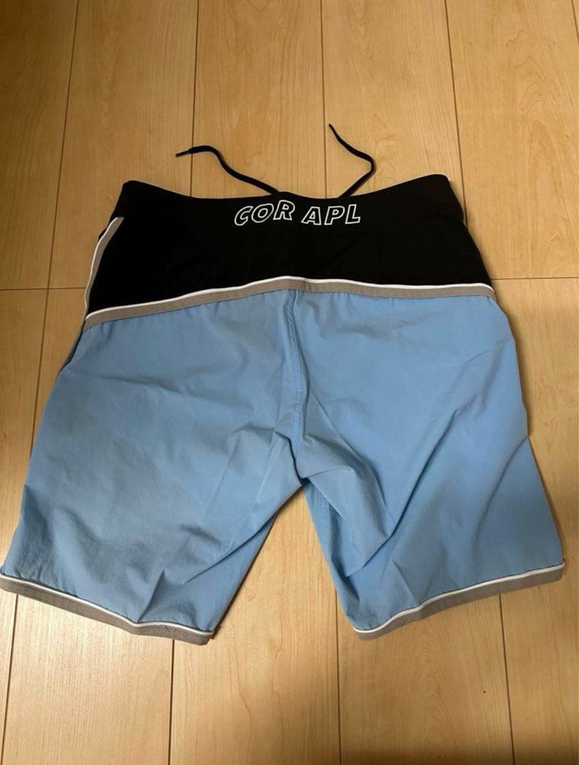 COR サーフパンツ　Mサイズ