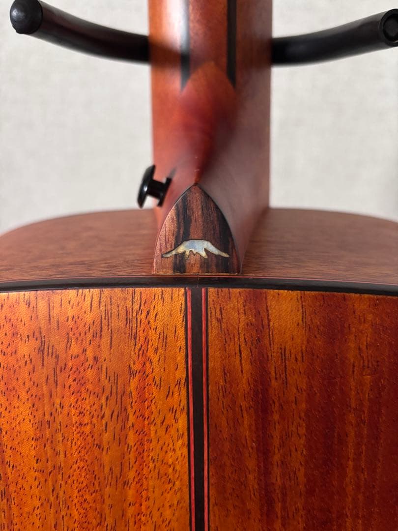 トップ単板 オールマホガニー　Bromo BAT1M ドレッドサイズ