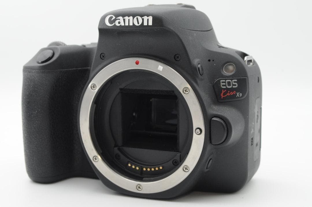 ◆新品級⑦◆年末SALE中◆ Canon EOS Kiss x9 ダブルレンズ