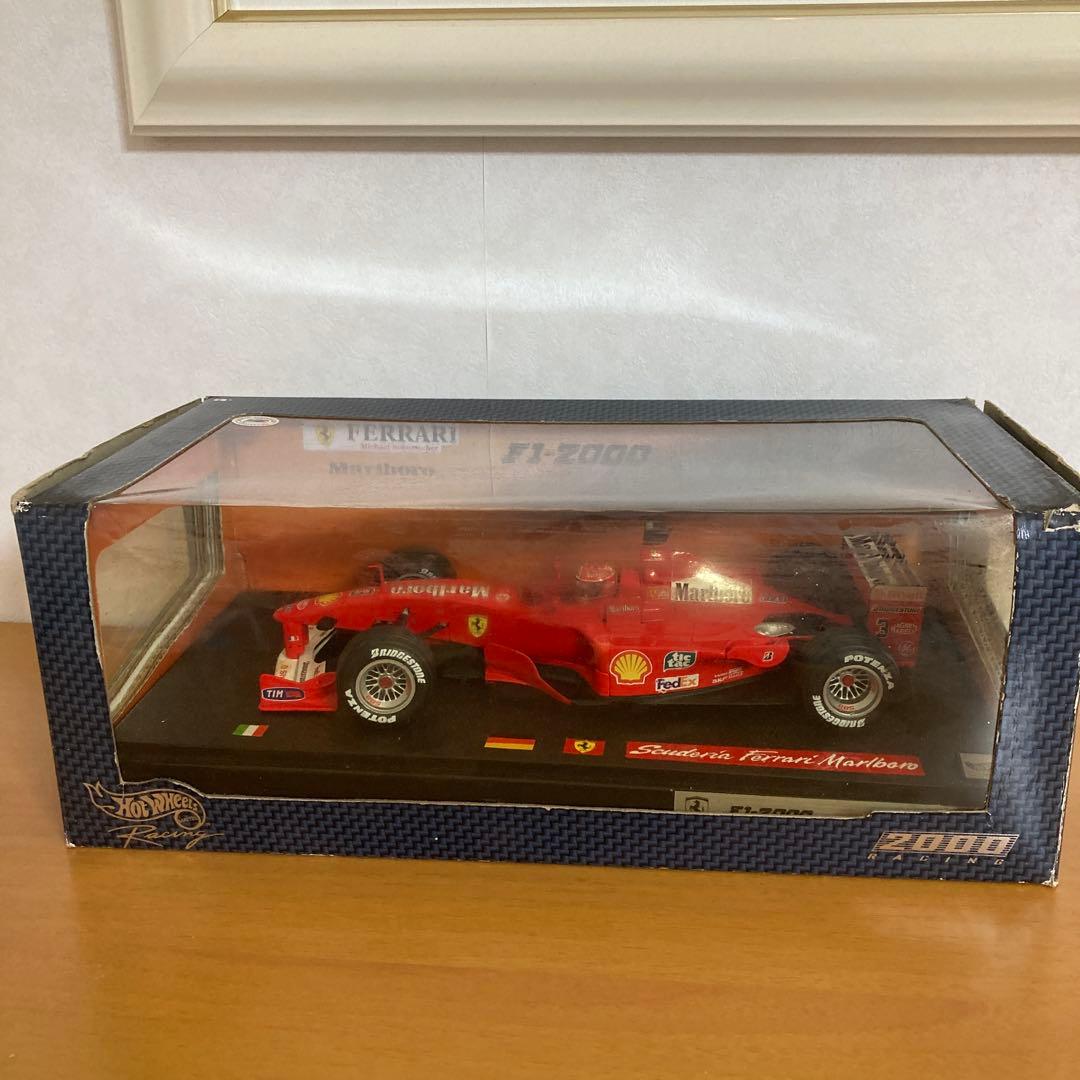 フェラーリF1-2000 1/18 マルボロ仕様 モデルカー